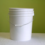 5 Gallon White Plastic Car Wash Bucket